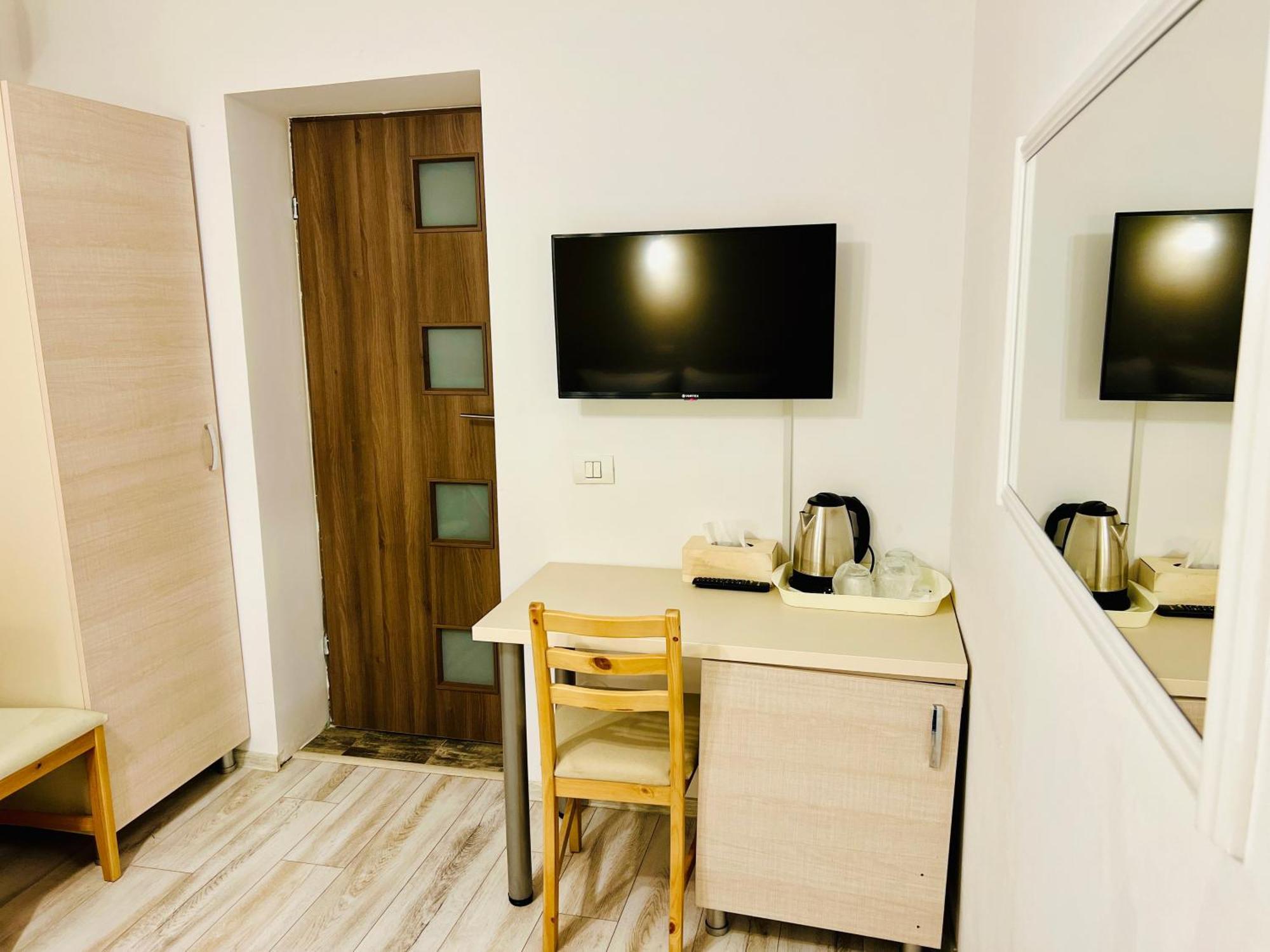 Hotel Marina Srl Bukarest Eksteriør billede
