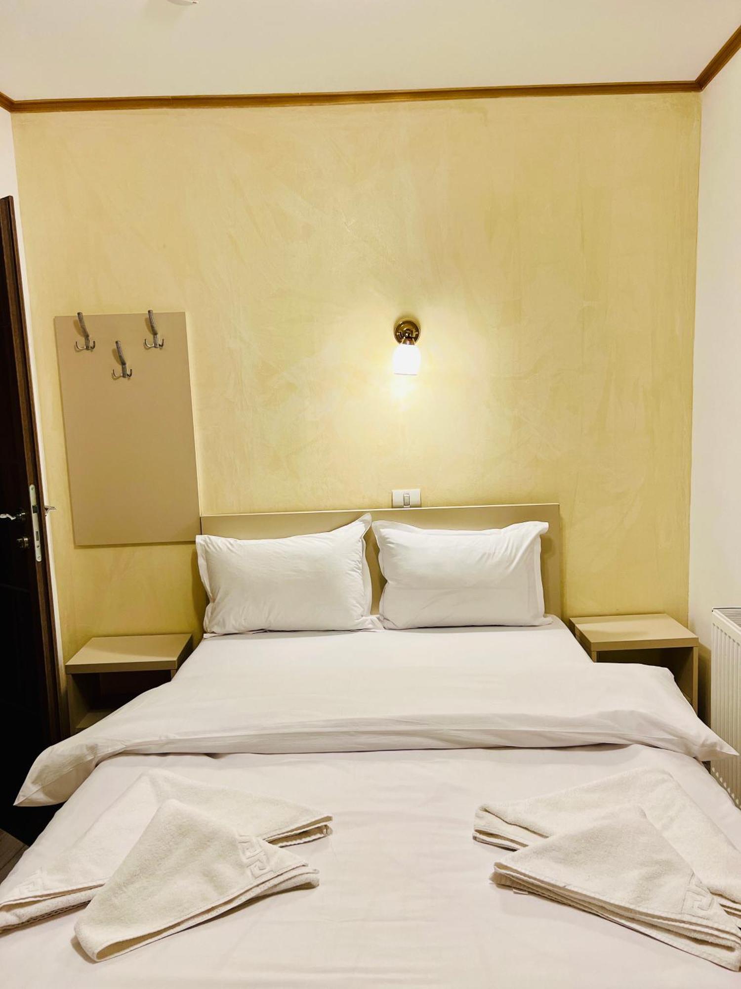 Hotel Marina Srl Bukarest Eksteriør billede